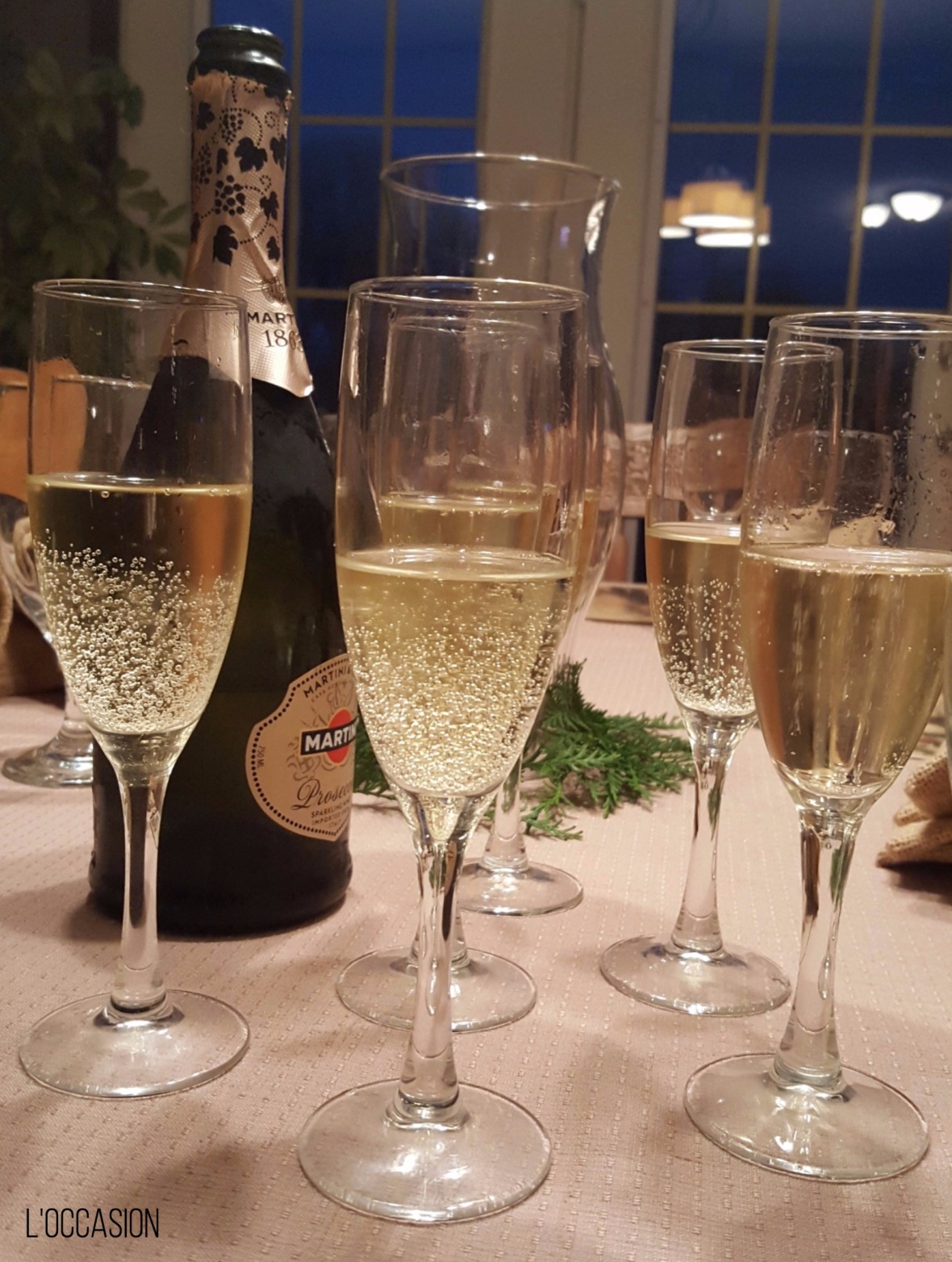 Italian Wine, Prosecco, Sparkling wine glasses, Champagne glasses